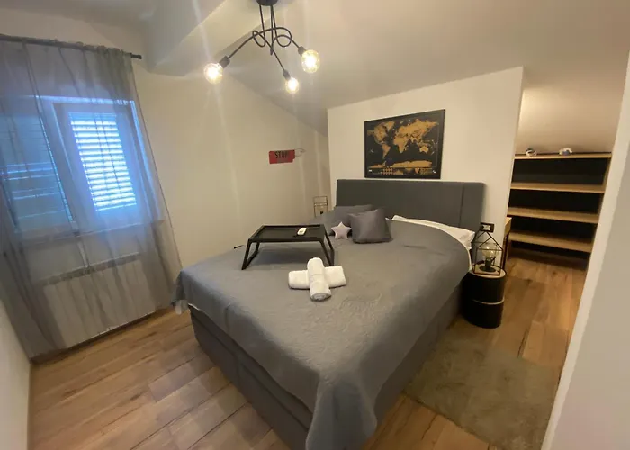 Penthouse דירה